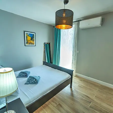 Apartment Modern, Cosy, Fully Equipped 2bedroom Flat Pmic1-3 Santa Vennera